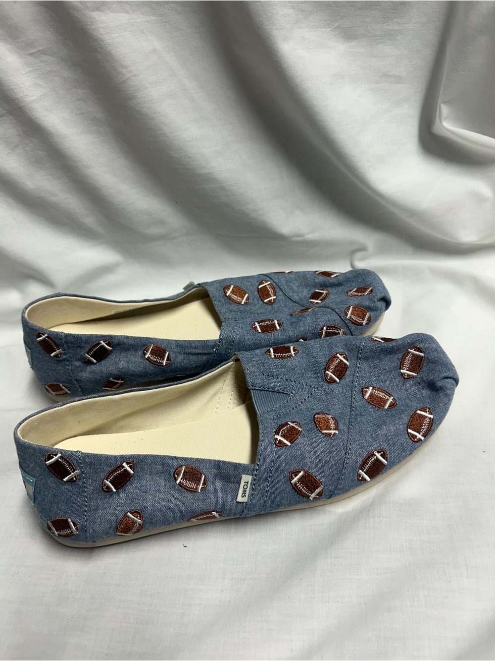TOMS Women’s Blue Chambray Embroidered Footballs Ortholite Flats Shoes Size 9.5 - Picture 4 of 9